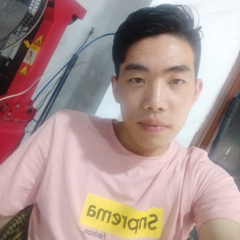 愉快浅吻手链的照片