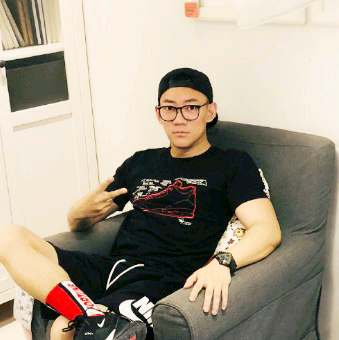 烈酒润喉wy的照片