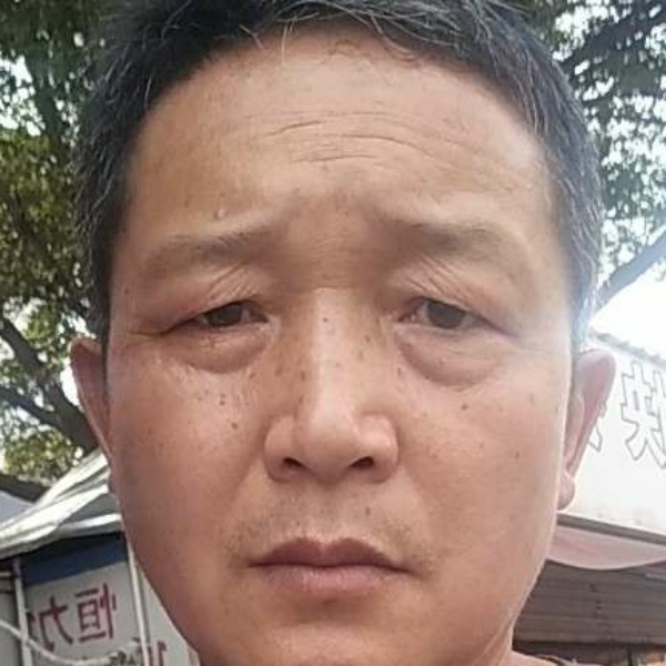 中德的照片
