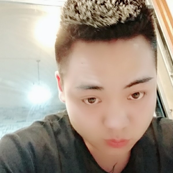 叼烟看轮回的照片