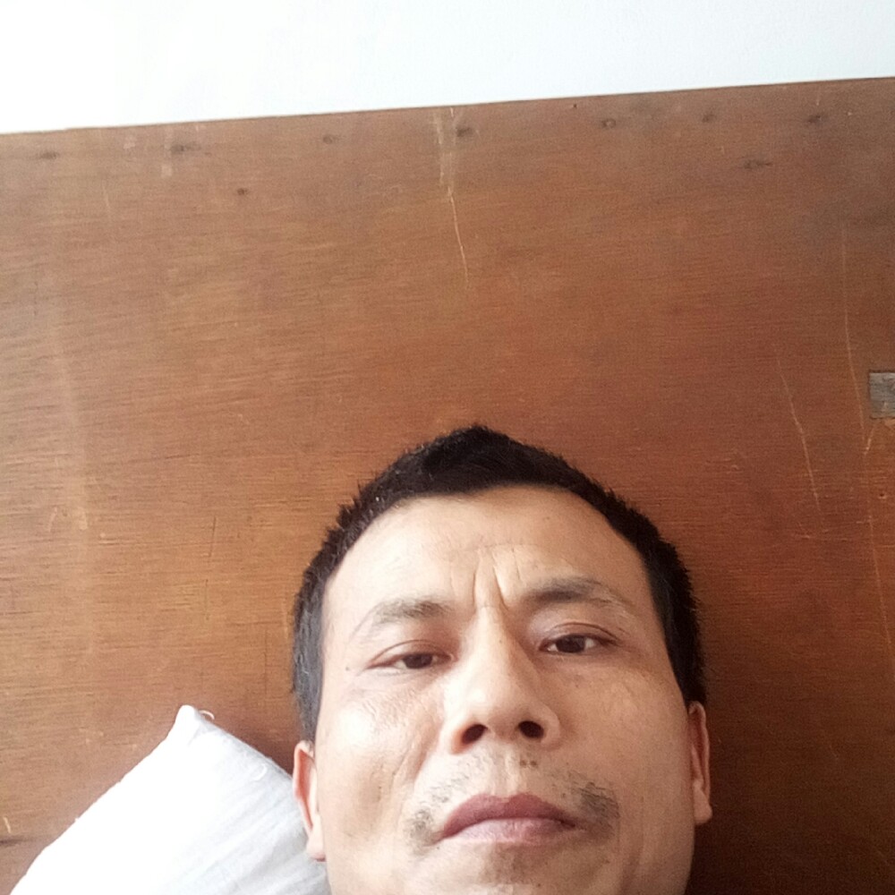 酒窝深拥悲凉的照片