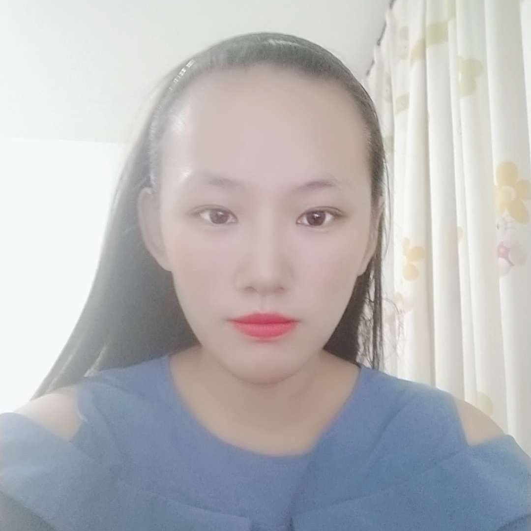 天鹅宝宝的照片
