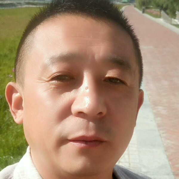 甜美笑哈密瓜的照片