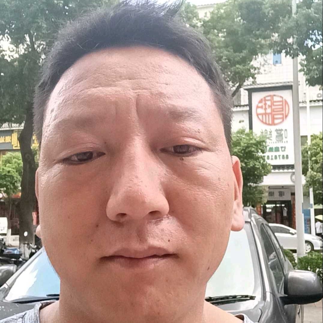 李金财的照片