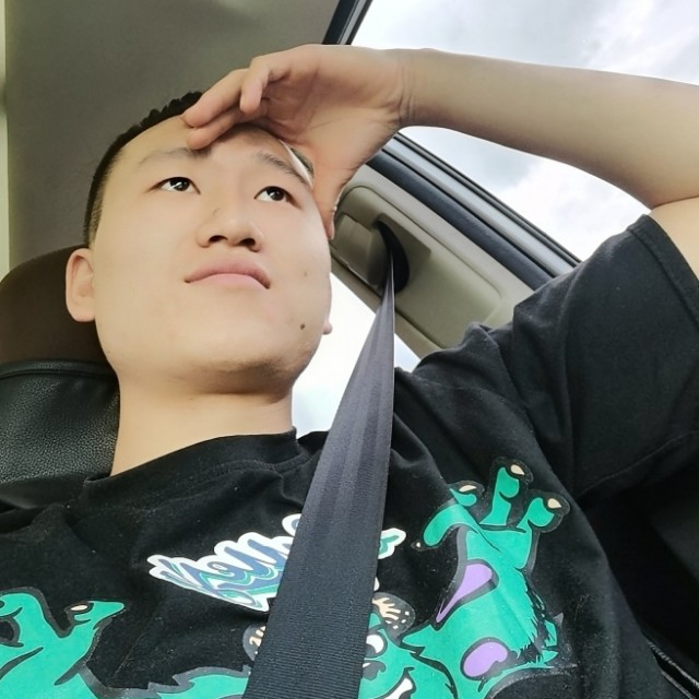 欢呼等于冬耀的照片