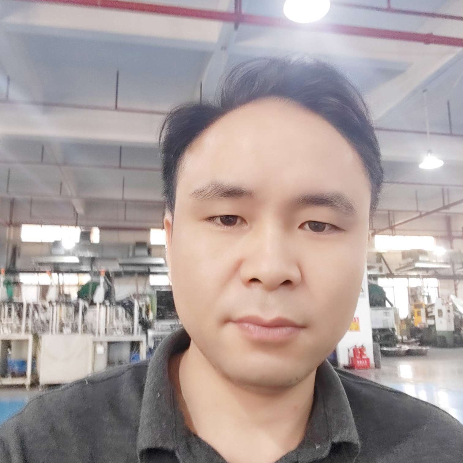 懵懂挽手小白菜的照片