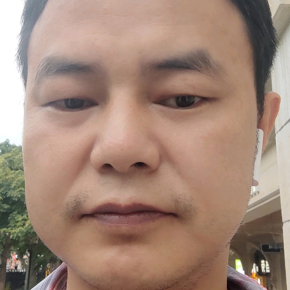 可爱回眸煎蛋的照片