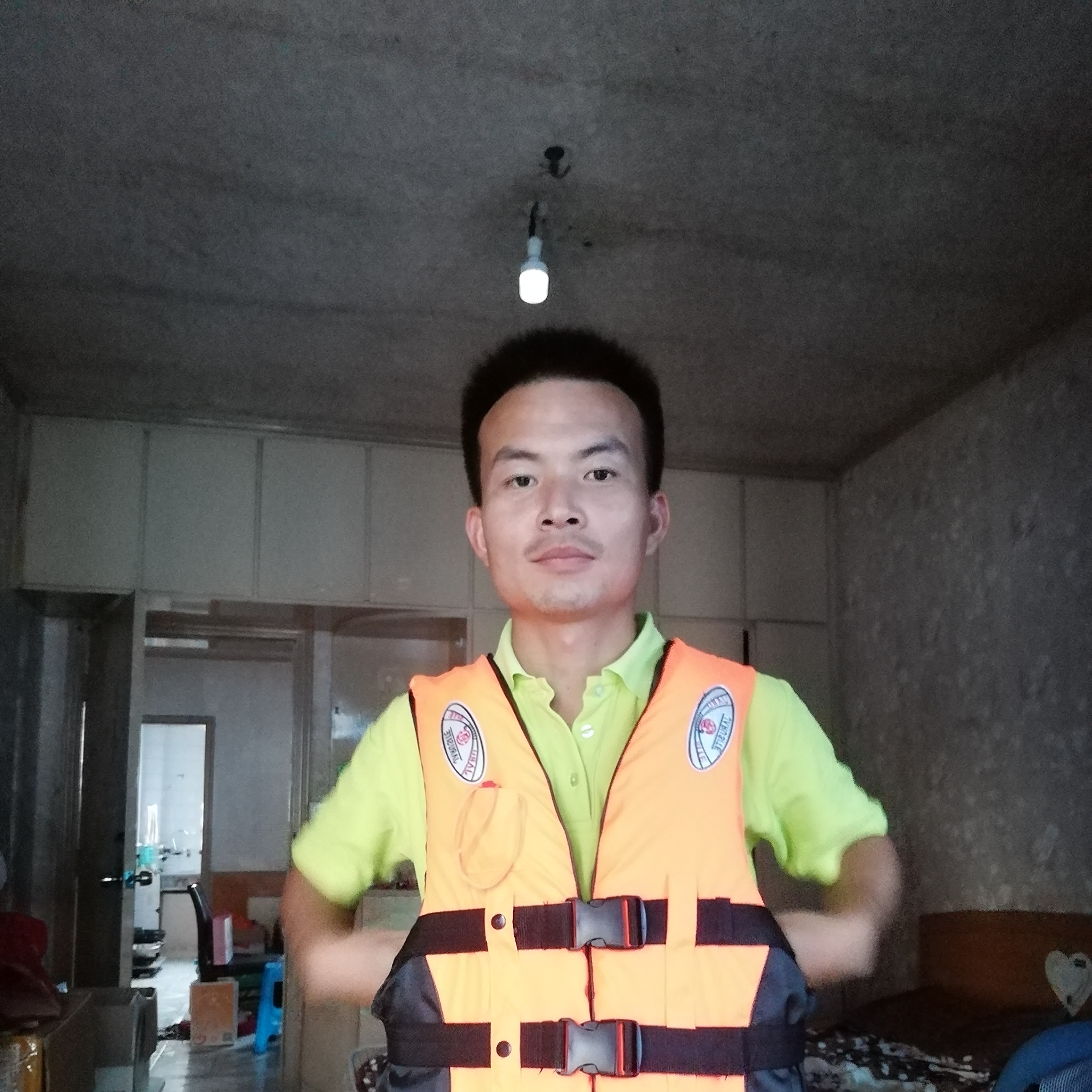 不醒公子的照片