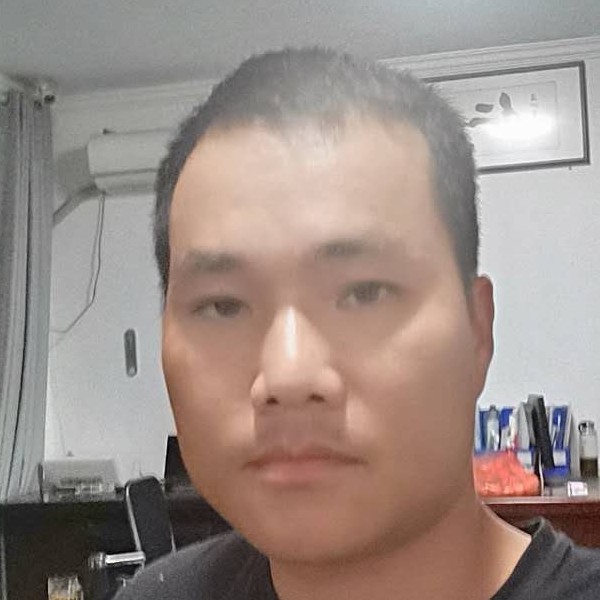 笑笑余生的照片