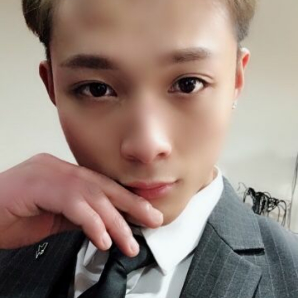 清爽男朋友的照片