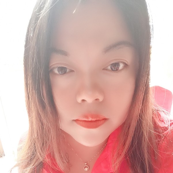 吸进肺里的烟LH的照片