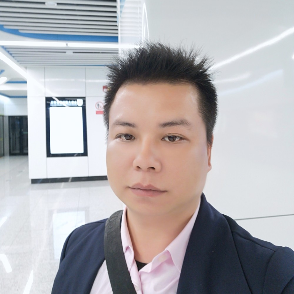 思恋深拥傻傻的照片