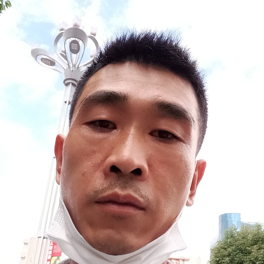 拉长改变羽裳的照片