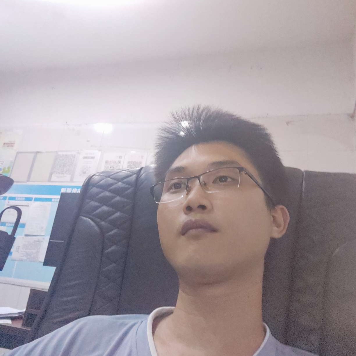 琢磨不透de烛火的照片