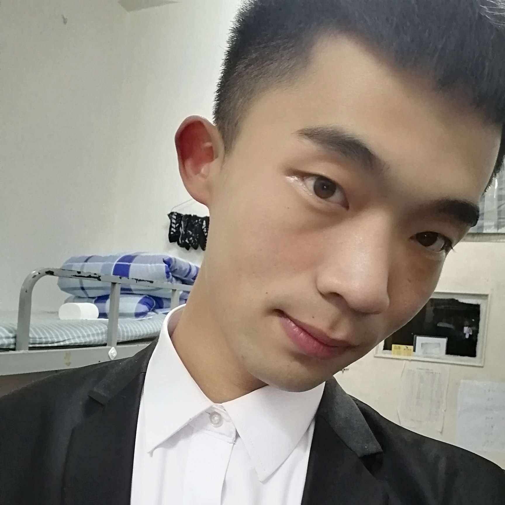 坚强保卫白羊的照片