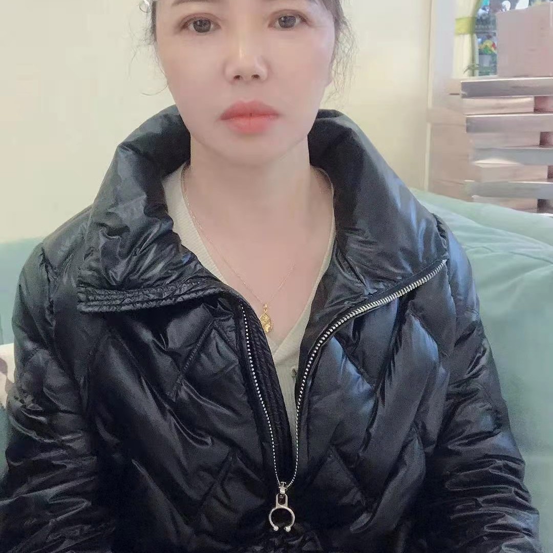 灵巧遇見电灯胆的照片