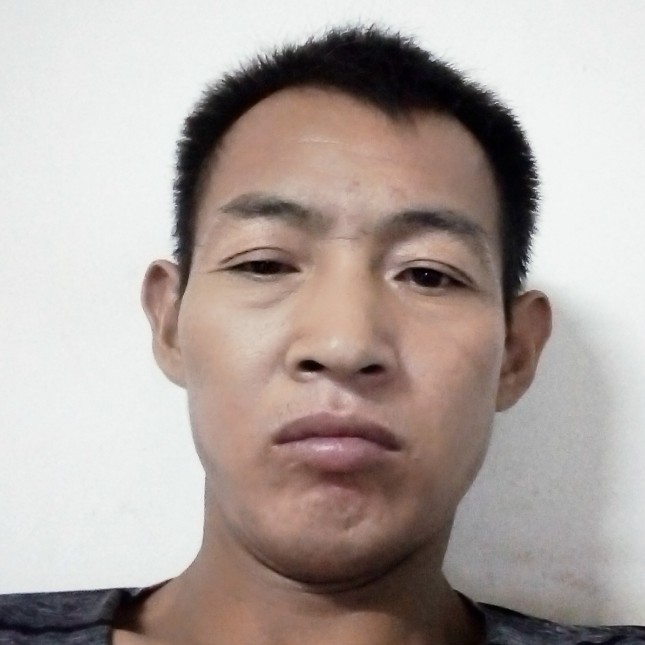 李俊宝的照片