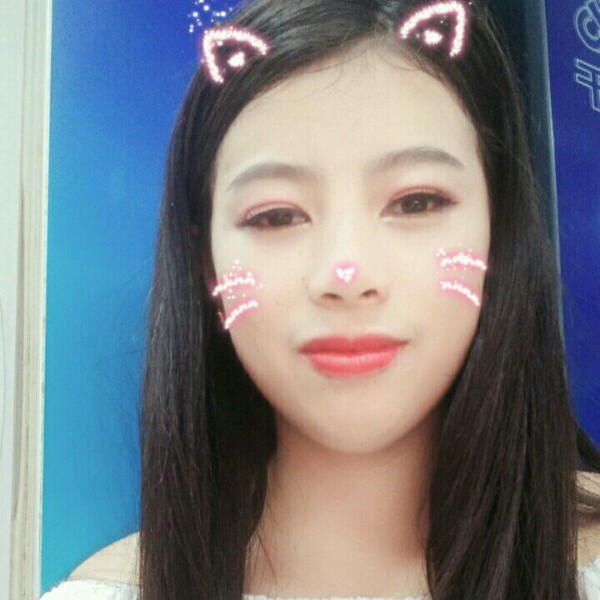 朴素戒指的照片