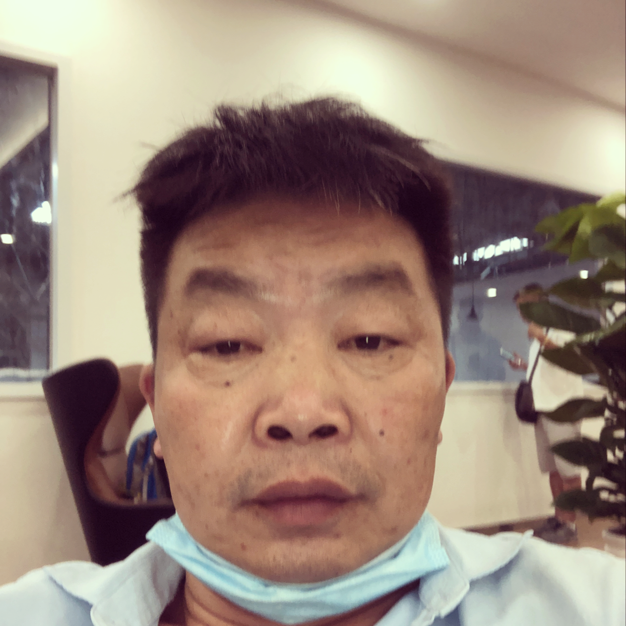 水影英俊的照片