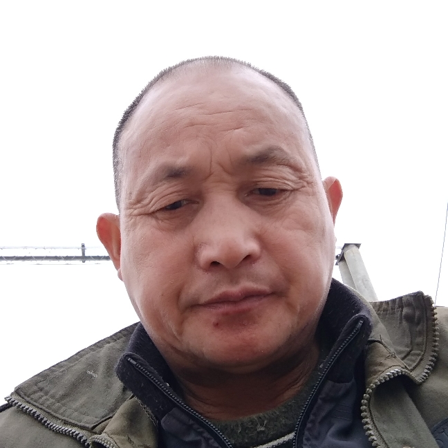 山外青山水长流的照片