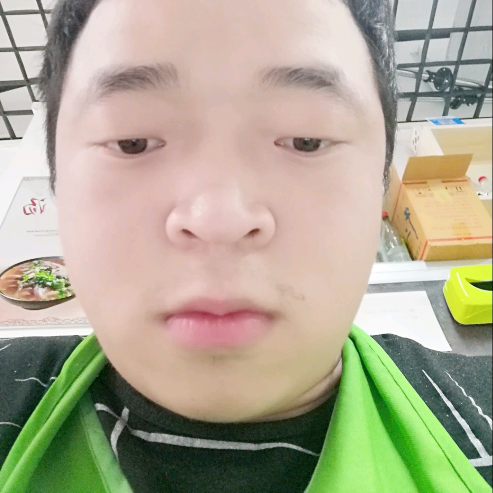 宝马那呆萌的照片