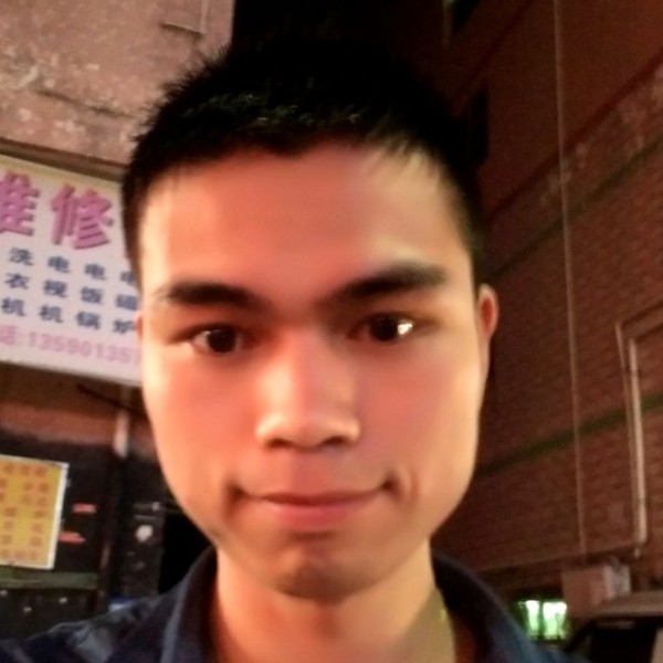 夜雨无烟的照片
