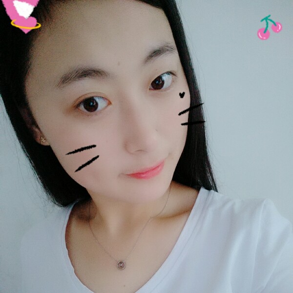 迷茫红玫瑰的照片