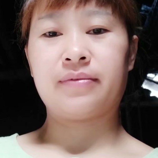 高贵台灯的照片