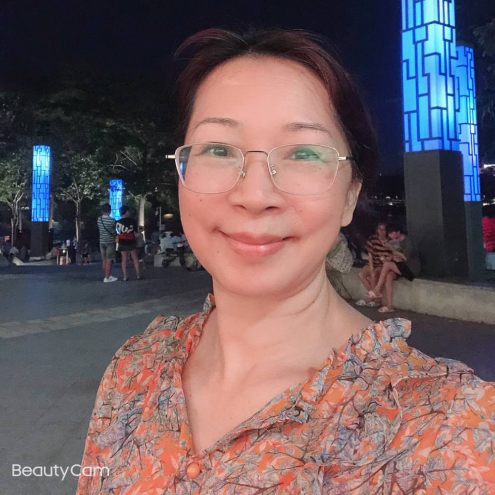 奚梦阳光的照片