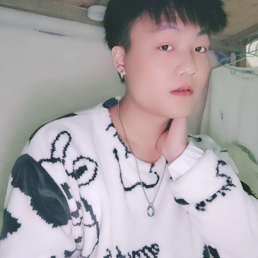 超短裙倾心秀丽的照片