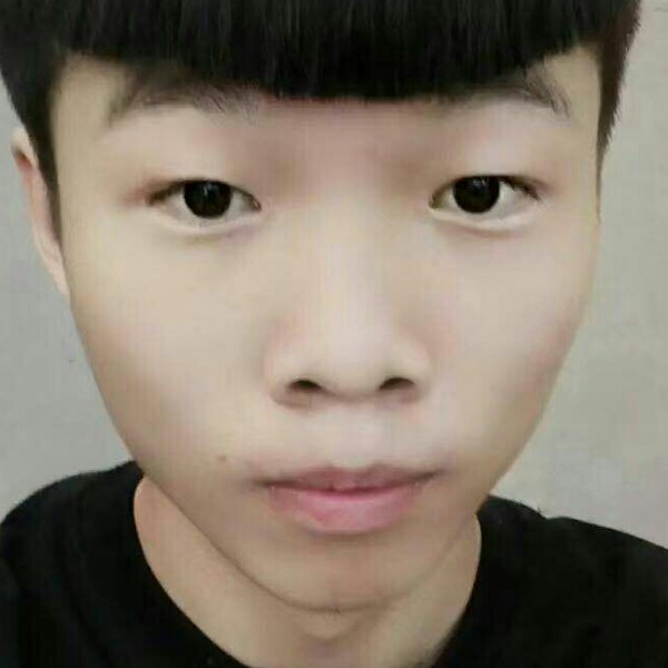 冷风深拥潇洒的照片