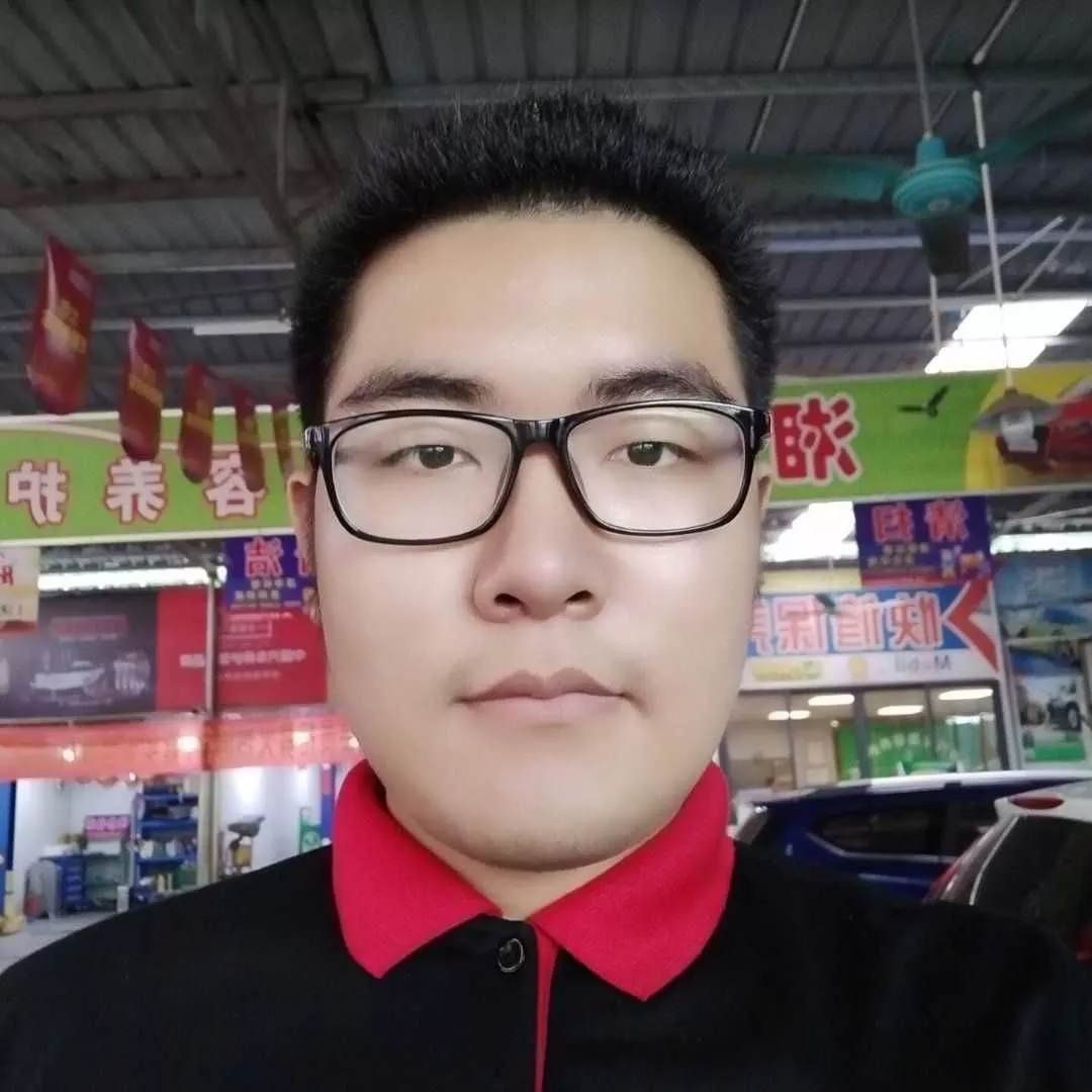 半杯苹果醋的照片