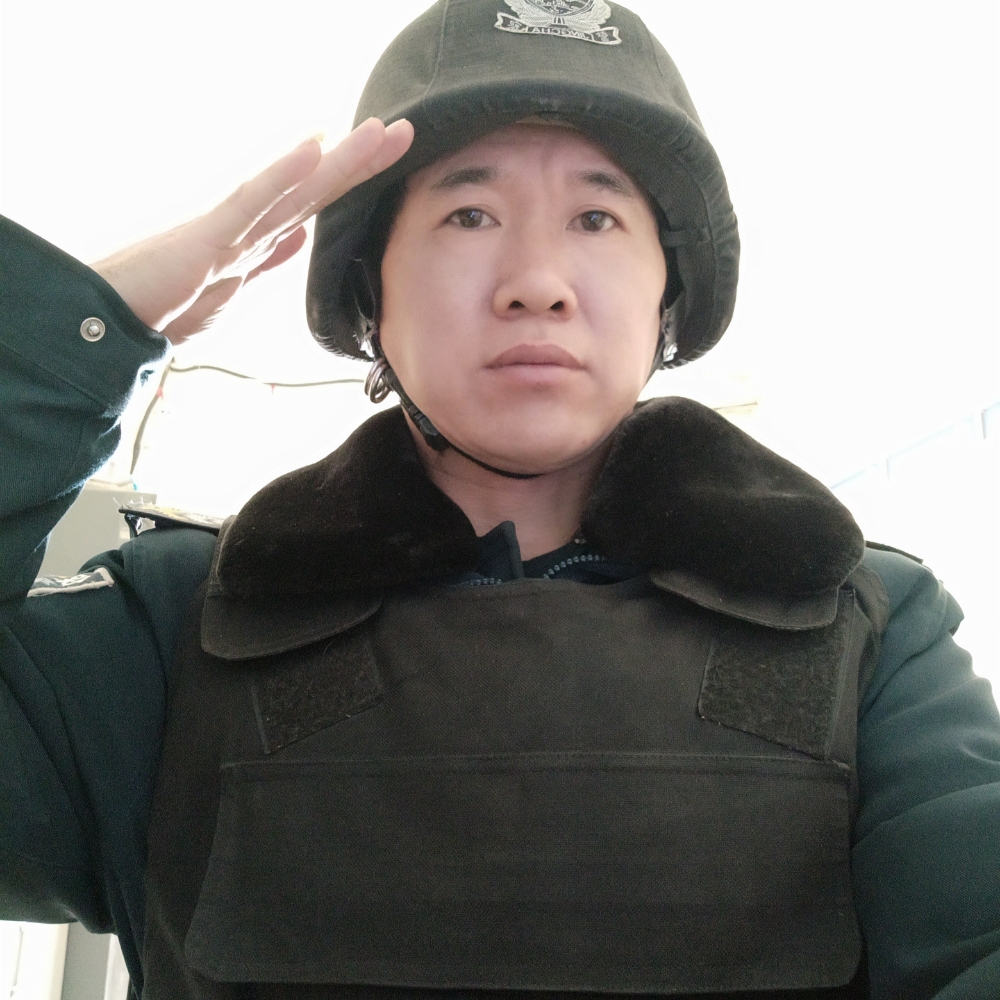 李旭阻的照片
