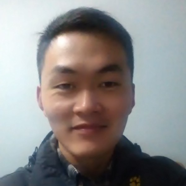 考拉爱上猫的照片
