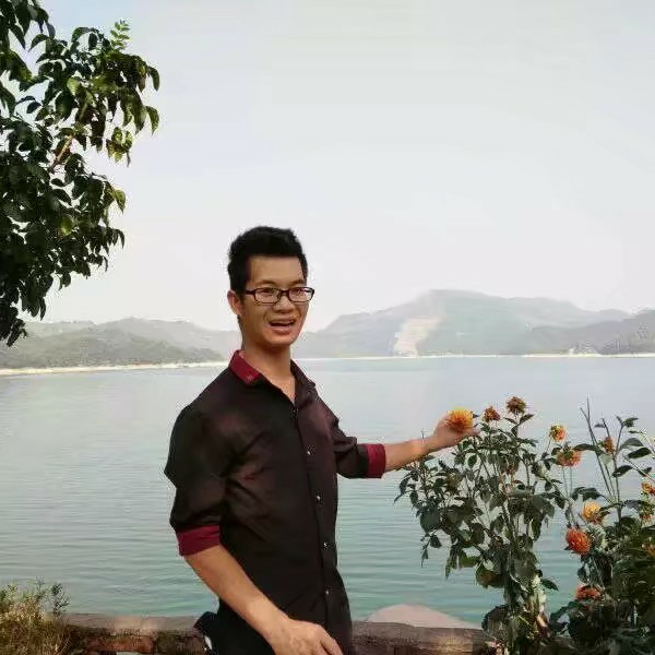 顺利邂逅梦影的照片