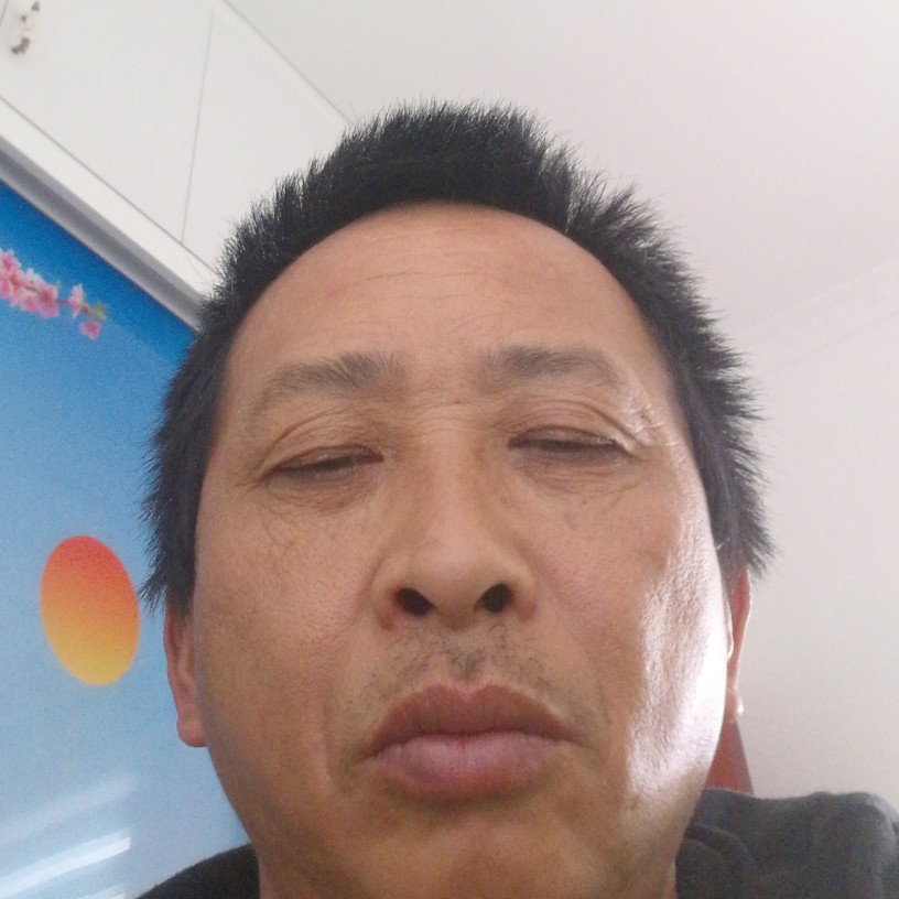 邓炎的照片