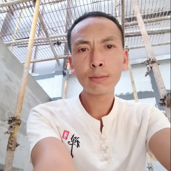 纯真与唇彩的照片