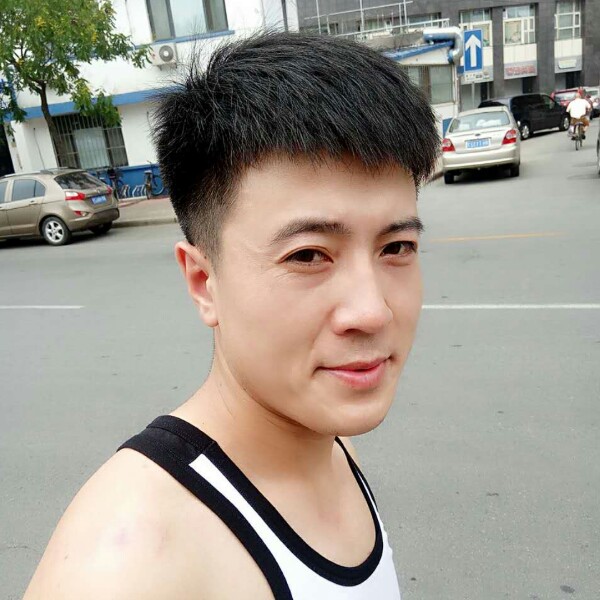 说好明天去旅行的照片