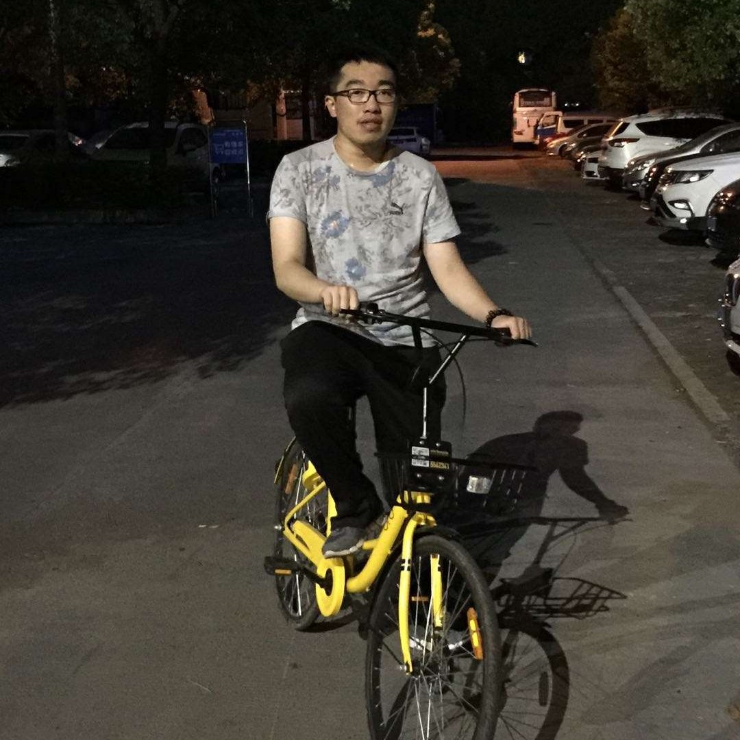 可爱蹙眉雨的照片