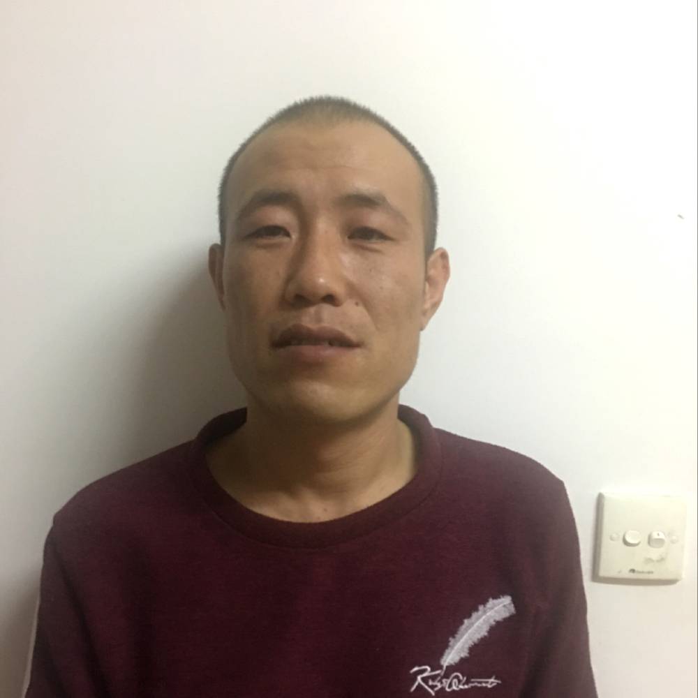 台灯隐忍的照片