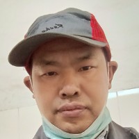 自信爱香水的照片