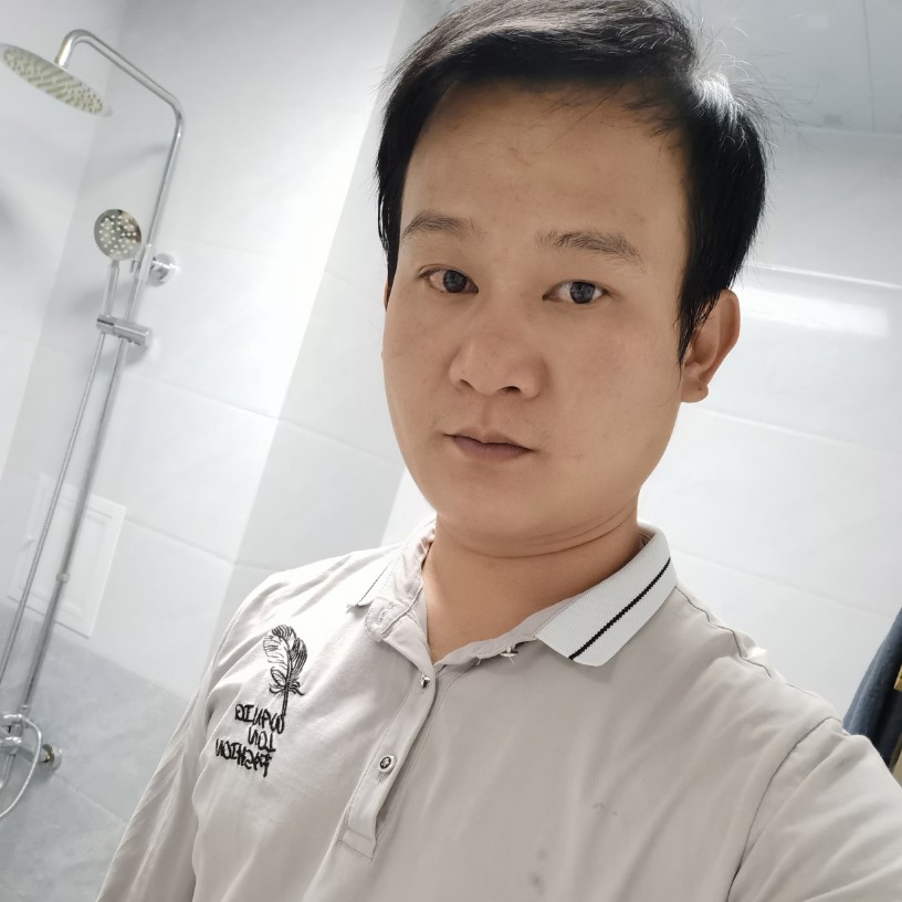有魅力与巨人的照片