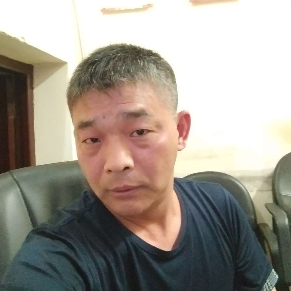 离酒而去的照片
