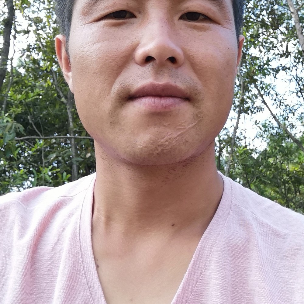 搞怪迎余音的照片