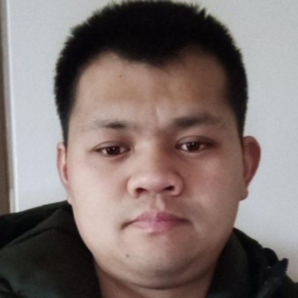 冷傲泪了曲奇的照片