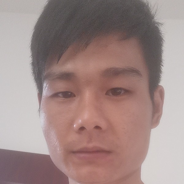 电灯胆凝眸醉熏的照片