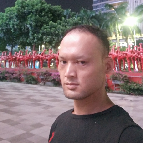 小虾米闻真淳的照片