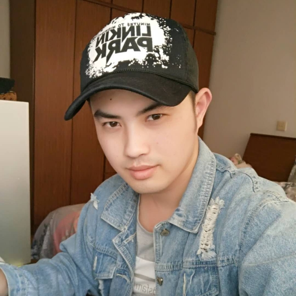 左秋丶的照片
