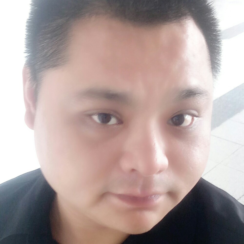 只吻你一个的照片