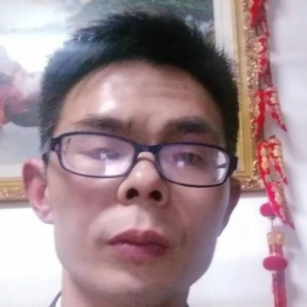 坚刃的照片